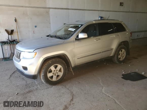 ✅ 2012 Jeep Grand Cherokee Laredo • VIN: 1C4RJFAG7CC149608 • Лот: 91670075. Опубликован ранее на Copart с пробегом 216 255 миль. Бесплатный доступ к архиву аукционных продаж из США и подробный отчёт об истории автомобиля на DreamBid. Изображение 1.