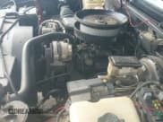 ✅ 1995 GMC Sierra 1500 • VIN: 2GTEC19K2S1553540 • Lot: 43313365. Wystawiony na IAAI z przebiegiem 275 089 mil. Bezpłatny archiwum sprzedaży aukcyjnych z USA i szczegółowy raport historii pojazdu na DreamBid. Zdjęcie 19.