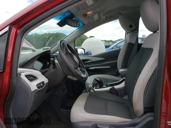 ✅ 2017 Chevrolet Bolt EV LT • VIN: 1G1FW6S00H4167349 • Lot: 59937804. Wystawiony na Copart z przebiegiem 112 892 mil. Bezpłatny archiwum sprzedaży aukcyjnych z USA i szczegółowy raport historii pojazdu na DreamBid. Zdjęcie 7.