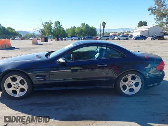 ✅ 2005 Mercedes-Benz SL 500 • VIN: WDBSK75F35F093611 • Lot: 43794990. Listed on IAAI with 86,851 mi. Free auction sales archive from the USA and detailed vehicle history report at DreamBid. Image 14.