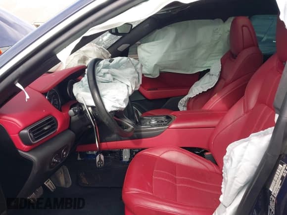 ✅ 2021 Maserati Levante GranSport • VIN: ZN661XUSXMX364840 • Lot: 41770921. Listed on IAAI with 35,409 mi. Free auction sales archive from the USA and detailed vehicle history report at DreamBid. Image 5.