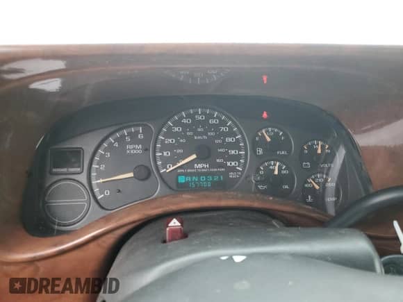 2002 Chevrolet Silverado 1500 LS z VIN 2GCEC19T921344756, wystawiony jako Copart lot #72798354 z przebiegiem 157 700 mil mil oraz Szkoda całkowita • Salvage title. Historia ofert i sprzedaży dostępna na DreamBid. Obrazek 9.