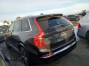✅ 2023 Volvo XC90 • VIN: YV4H60CV3P1923504 • Lot: 39598954. Wystawiony na Copart z przebiegiem 4 177 mil. Bezpłatny archiwum sprzedaży aukcyjnych z USA i szczegółowy raport historii pojazdu na DreamBid. Zdjęcie 2.