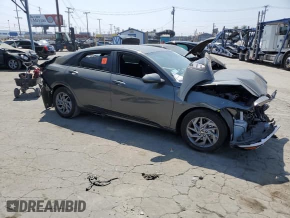 ✅ 2024 Hyundai Elantra SEL • VIN: KMHLM4DG8RU756175 • Lot: 80520345. Listed on Copart with 14,377 mi. Free auction sales archive from the USA and detailed vehicle history report at DreamBid. Image 4.