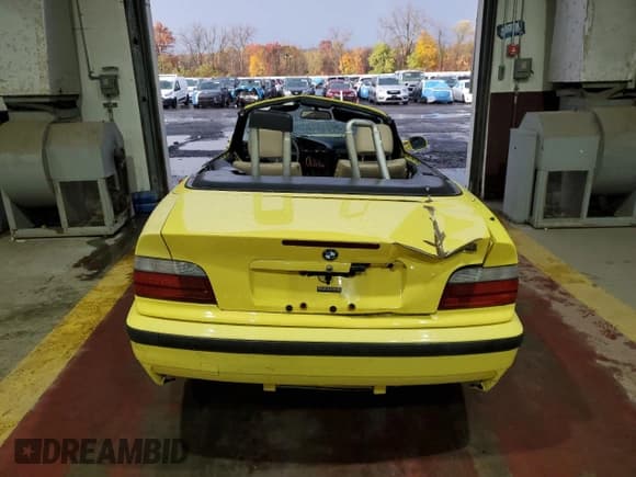✅ 1999 BMW 3 Series M3 • VIN: WBSBK0334XEC40122 • Lot: 90968155. Wystawiony na Copart z przebiegiem Nie podano. Bezpłatny archiwum sprzedaży aukcyjnych z USA i szczegółowy raport historii pojazdu na DreamBid. Zdjęcie 6.