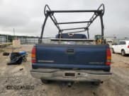 ✅ 2002 Chevrolet Silverado 2500HD LS • VIN: 1GCHK29UX2E235722 • Lot: 69709185. Wystawiony na Copart z przebiegiem 221 193 mil. Bezpłatny archiwum sprzedaży aukcyjnych z USA i szczegółowy raport historii pojazdu na DreamBid. Zdjęcie 6.