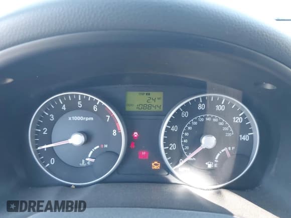 ✅ 2006 Hyundai Accent GLS • VIN: KMHCN46C86U036331 • Lot: 43644571. Wystawiony na IAAI z przebiegiem 108 844 mil. Bezpłatny archiwum sprzedaży aukcyjnych z USA i szczegółowy raport historii pojazdu na DreamBid. Zdjęcie 7.