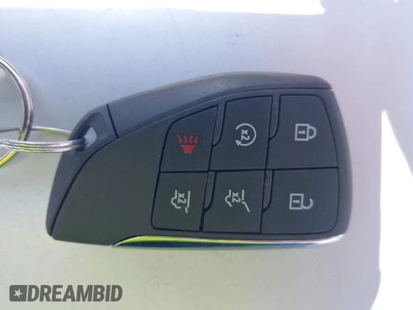 ✅ 2025 GMC Yukon Elevation • VIN: 1GKS2BRD0SR248658 • Lot: 42449759. Listed on IAAI with 1,777 mi. Free auction sales archive from the USA and detailed vehicle history report at DreamBid. Image 11.