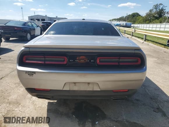 ✅ 2016 Dodge Challenger SXT Plus • VIN: 2C3CDZAG9GH129172 • Лот: 84386005. Опубликован ранее на Copart с пробегом 183 596 миль. Бесплатный доступ к архиву аукционных продаж из США и подробный отчёт об истории автомобиля на DreamBid. Изображение 6.