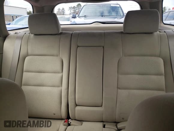 ✅ 2006 Mazda 6 S Sport VE • VIN: 1YVHP82D865M04666 • Лот: 51574375. Опубликован ранее на Copart с пробегом 130 021 миль. Бесплатный доступ к архиву аукционных продаж из США и подробный отчёт об истории автомобиля на DreamBid. Изображение 10.