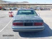 ✅ 1995 Buick Park Avenue • VIN: 1G4CW52K6SH615210 • Lot: 42428039. Wystawiony na IAAI z przebiegiem 218 377 mil. Bezpłatny archiwum sprzedaży aukcyjnych z USA i szczegółowy raport historii pojazdu na DreamBid. Zdjęcie 16.