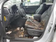 ✅ 2019 Kia Sportage EX • VIN: KNDPNCAC8K7512321 • Lot: 68771375. Wystawiony na Copart z przebiegiem 5 107 mil. Bezpłatny archiwum sprzedaży aukcyjnych z USA i szczegółowy raport historii pojazdu na DreamBid. Zdjęcie 7.