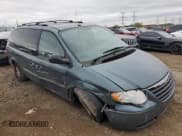 ✅ 2007 Chrysler Town & Country Touring • VIN: 2A4GP54L97R294312 • Lot: 82691935. Listed on Copart with 112,136 mi. Free auction sales archive from the USA and detailed vehicle history report at DreamBid. Image 4.