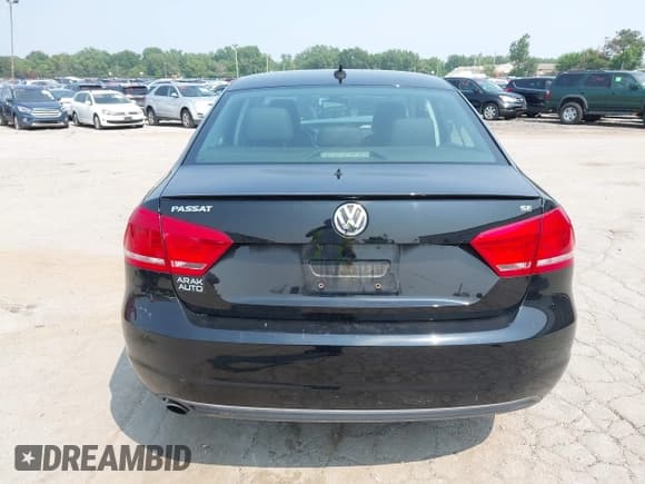 ✅ 2013 Volkswagen Passat SE • VIN: 1VWBH7A39DC053879 • Lot: 42897593. Listed on IAAI with 106,830 mi. Free auction sales archive from the USA and detailed vehicle history report at DreamBid. Image 17.