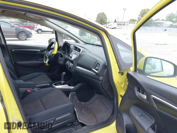 ✅ 2016 Honda Fit LX • VIN: JHMGK5H52GX029876 • Lot: 42259330. Listed on IAAI with 63,535 mi. Free auction sales archive from the USA and detailed vehicle history report at DreamBid. Image 5.