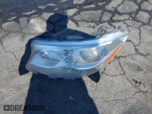 ✅ 2019 Mercedes-Benz Sprinter Cargo • VIN: WD3PF0CD9KP073433 • Lot: 43175826. Wystawiony na IAAI z przebiegiem 119 063 mil. Bezpłatny archiwum sprzedaży aukcyjnych z USA i szczegółowy raport historii pojazdu na DreamBid. Zdjęcie 12.