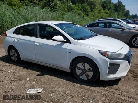 ✅ 2018 Hyundai Ioniq Blue • VIN: KMHC65LC2JU091387 • Lot: 64212214. Listed on Copart with 244,265 mi miles. Access the free auction sales archive from the USA and view a detailed vehicle history report at DreamBid. Image 4.