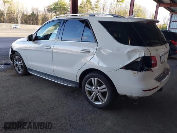 ✅ 2015 Mercedes-Benz M 350 • VIN: 4JGDA5HB6FA446542 • Лот: 43634100. Опубликован ранее на IAAI с пробегом 137 395 миль. Бесплатный доступ к архиву аукционных продаж из США и подробный отчёт об истории автомобиля на DreamBid. Изображение 3.