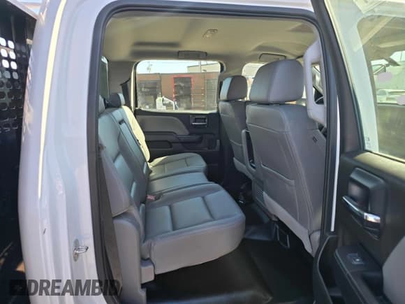 ✅ 2023 Chevrolet Silverado 1500 • VIN: 1HTKHPVK2PH787357 • Лот: 85949695. Опубликован ранее на Copart с пробегом 170 миль. Бесплатный доступ к архиву аукционных продаж из США и подробный отчёт об истории автомобиля на DreamBid. Изображение 6.