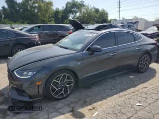 ✅ 2021 Hyundai Sonata N Line • VIN: 5NPEK4JC8MH105815 • Лот: 81047045. Опубликован ранее на Copart с пробегом 105 127 миль. Бесплатный доступ к архиву аукционных продаж из США и подробный отчёт об истории автомобиля на DreamBid. Изображение 1.