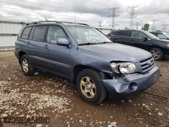 2006 Toyota Highlander с VIN JTEGD21A560144802, выставлен на аукционе Copart как лот 69625165 с пробегом 200 921 миль миль и Списание • Salvage title. История ставок и продаж доступна на DreamBid. Изображение 4.