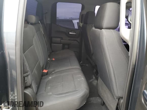 ✅ 2019 Chevrolet Silverado 1500 Custom Trail Boss • VIN: 1GCRYCEF9KZ199787 • Lot: 77786404. Wystawiony na Copart z przebiegiem 66 285 mil. Bezpłatny archiwum sprzedaży aukcyjnych z USA i szczegółowy raport historii pojazdu na DreamBid. Zdjęcie 11.