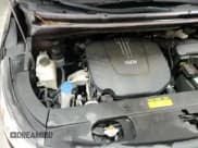 ✅ 2017 Kia Sedona EX • VIN: KNDMC5C16H6291946 • Лот: 86690365. Опубликован ранее на Copart с пробегом 88 577 миль. Бесплатный доступ к архиву аукционных продаж из США и подробный отчёт об истории автомобиля на DreamBid. Изображение 16.