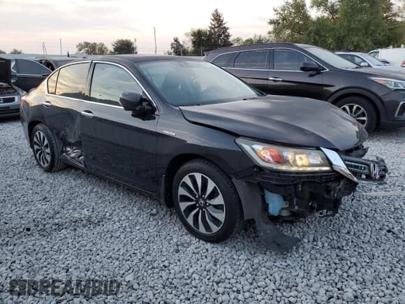 ✅ 2015 Honda Accord EX-L • VIN: 1HGCR6F53FA010258 • Lot: 80855585. Listed on Copart with 122,930 mi. Free auction sales archive from the USA and detailed vehicle history report at DreamBid. Image 4.
