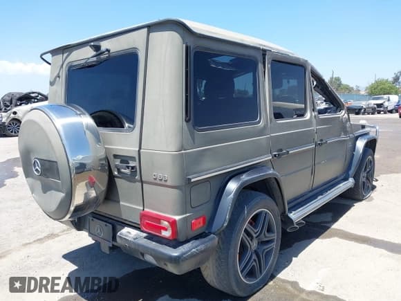 ✅ 2017 Mercedes-Benz G 63 AMG • VIN: WDCYC7DF7HX266730 • Lot: 42270749. Wystawiony na IAAI z przebiegiem Nie podano. Bezpłatny archiwum sprzedaży aukcyjnych z USA i szczegółowy raport historii pojazdu na DreamBid. Zdjęcie 4.