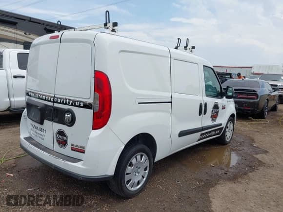 ✅ 2016 Ram ProMaster City Cargo Tradesman SLT • VIN: ZFBERFBT5G6A97988 • Lot: 42319134. Listed on IAAI with 119,682 mi. Free auction sales archive from the USA and detailed vehicle history report at DreamBid. Image 4.