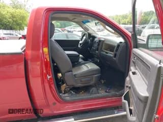 ✅ 2010 Dodge 1500 ST • VIN: 3D7JB1EPXAG111152 • Lot: 42423866. Wystawiony na IAAI z przebiegiem 186 107 mil. Bezpłatny archiwum sprzedaży aukcyjnych z USA i szczegółowy raport historii pojazdu na DreamBid. Zdjęcie 5.