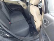 ✅ 2014 Ford Fiesta SE • VIN: 3FADP4EJ3EM111870 • Lot: 43638767. Wystawiony na IAAI z przebiegiem 222 713 mil. Bezpłatny archiwum sprzedaży aukcyjnych z USA i szczegółowy raport historii pojazdu na DreamBid. Zdjęcie 8.