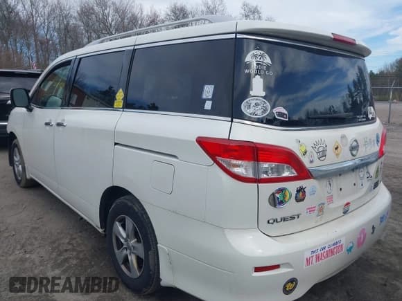 ✅ 2015 Nissan Quest SV • VIN: JN8AE2KP2F9131709 • Lot: 42024207. Listed on IAAI with 162,495 mi. Free auction sales archive from the USA and detailed vehicle history report at DreamBid. Image 3.
