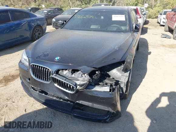 ✅ 2014 BMW 7 Series ALPINA B7 xDrive • VIN: WBAYF8C55ED653668 • Lot: 43662539. Listed on IAAI with 132,138 mi. Free auction sales archive from the USA and detailed vehicle history report at DreamBid. Image 6.