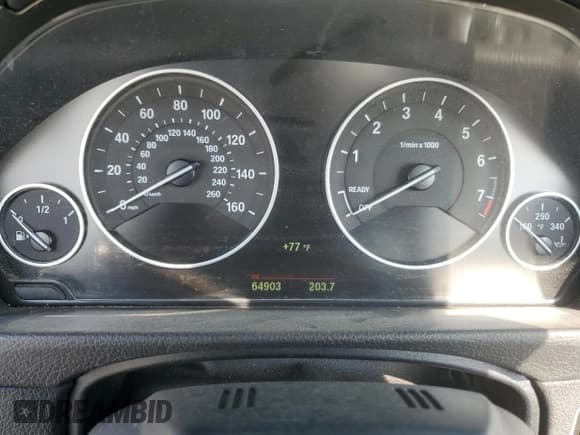 ✅ 2015 BMW 4 Series 428i • VIN: WBA3V5C5XFP751736 • Lot: 89440645. Wystawiony na Copart z przebiegiem 64 903 mil. Bezpłatny archiwum sprzedaży aukcyjnych z USA i szczegółowy raport historii pojazdu na DreamBid. Zdjęcie 9.