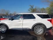✅ 2022 Ford Explorer Limited • VIN: 1FMSK8FH3NGB88697 • Lot: 42008355. Wystawiony na IAAI z przebiegiem 25 118 mil. Bezpłatny archiwum sprzedaży aukcyjnych z USA i szczegółowy raport historii pojazdu na DreamBid. Zdjęcie 6.