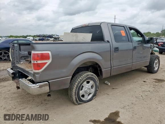 ✅ 2012 Ford F-150 XL • VIN: 1FTEW1CM4CFB08700 • Lot: 65448215. Wystawiony na Copart z przebiegiem Nie podano. Bezpłatny archiwum sprzedaży aukcyjnych z USA i szczegółowy raport historii pojazdu na DreamBid. Zdjęcie 3.