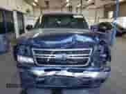 ✅ 2006 Chevrolet Silverado 1500 LS • VIN: 2GCEK19B861135914 • Lot: 75017414. Wystawiony na Copart z przebiegiem 183 185 mil mil. Skorzystaj z bezpłatnego archiwum sprzedaży aukcyjnych z USA i zobacz szczegółowy raport historii pojazdu na DreamBid. Zdjęcie 13.