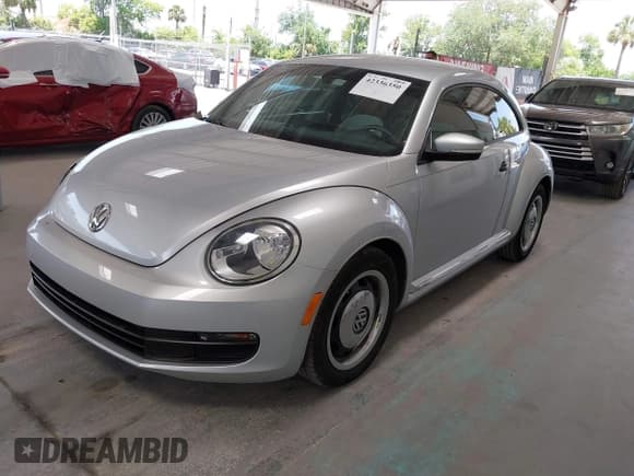 ✅ 2015 Volkswagen Beetle Fleet Edition • VIN: 3VWF17AT3FM654647 • Лот: 42336350. Опубликован ранее на IAAI с пробегом 44 312 миль. Бесплатный доступ к архиву аукционных продаж из США и подробный отчёт об истории автомобиля на DreamBid. Изображение 17.