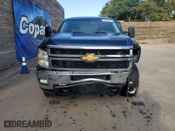 ✅ 2011 Chevrolet Silverado 2500HD LT • VIN: 1GC1KXCG3BF169266 • Lot: 80748325. Listed on Copart with 151,168 mi. Free auction sales archive from the USA and detailed vehicle history report at DreamBid. Image 5.