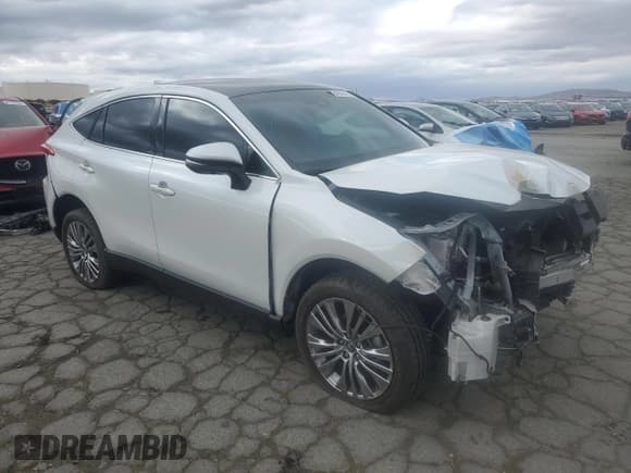 ✅ 2023 Toyota Venza LE • VIN: JTEAAAAH7PJ120938 • Lot: 84949475. Listed on Copart with 223,485 mi. Free auction sales archive from the USA and detailed vehicle history report at DreamBid. Image 4.