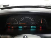 ✅ 1999 Plymouth Grand Voyager • VIN: 2P4GP24G6XR204083 • Lot: 41360755. Wystawiony na Copart z przebiegiem 152 898 mil. Bezpłatny archiwum sprzedaży aukcyjnych z USA i szczegółowy raport historii pojazdu na DreamBid. Zdjęcie 9.