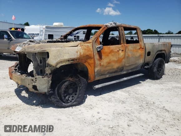 ✅ 2024 GMC Sierra 3500HD Denali • VIN: 1GT49WEY9RF233944 • Lot: 61804895. Listed on Copart with Not provided. Free auction sales archive from the USA and detailed vehicle history report at DreamBid. Image 1.