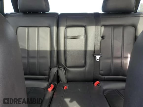 ✅ 2014 Chevrolet Captiva Sport LT • VIN: 3GNAL3EKXES606792 • Lot: 87060904. Wystawiony na Copart z przebiegiem 145 672 mil. Bezpłatny archiwum sprzedaży aukcyjnych z USA i szczegółowy raport historii pojazdu na DreamBid. Zdjęcie 10.