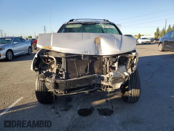 2004 Jeep Grand Cherokee Laredo с VIN 1J4GX48S54C385240, выставлен на аукционе Copart как лот 86716575 с пробегом 131 190 миль миль и Списание • Salvage title. История ставок и продаж доступна на DreamBid. Изображение 5.