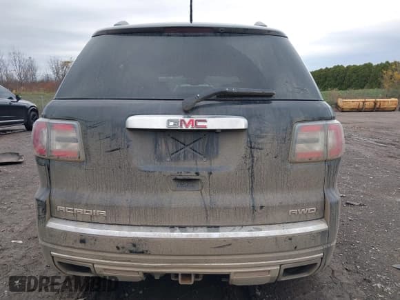 ✅ 2016 GMC Acadia Denali • VIN: 1GKKVTKD3GJ224397 • Lot: 43493594. Listed on IAAI with 176,581 mi. Free auction sales archive from the USA and detailed vehicle history report at DreamBid. Image 16.