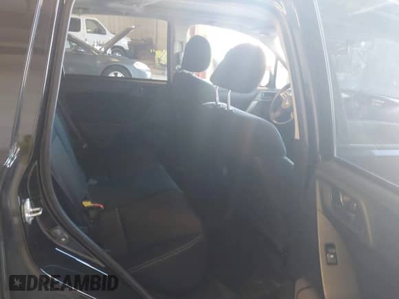 2015 Subaru Forester Premium с VIN JF2SJADC1FH518579, выставлен на аукционе IAAI как лот 43435317 с пробегом 182 509 миль миль и . История ставок и продаж доступна на DreamBid. Изображение 8.