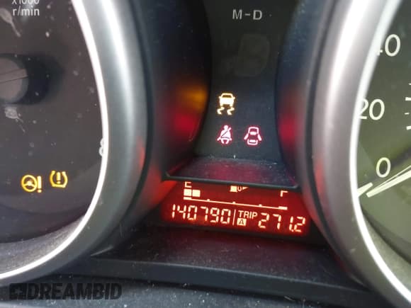 ✅ 2010 Mazda 3 i Touring • VIN: JM1BL1SG9A1290363 • Lot: 42977940. Listed on IAAI with 140,790 mi. Free auction sales archive from the USA and detailed vehicle history report at DreamBid. Image 15.