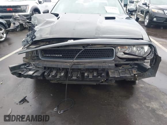 ✅ 2010 Dodge Challenger SE • VIN: 2B3CJ4DV6AH195141 • Лот: 43351591. Опубликован ранее на IAAI с пробегом 164 248 миль. Бесплатный доступ к архиву аукционных продаж из США и подробный отчёт об истории автомобиля на DreamBid. Изображение 17.