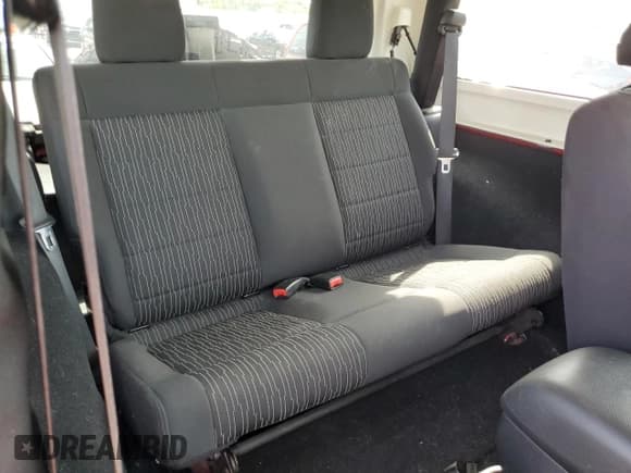 ✅ 2012 Jeep Wrangler Rubicon • VIN: 1C4HJWCG2CL111521 • Лот: 53988615. Опубликован ранее на Copart с пробегом 72 448 миль. Бесплатный доступ к архиву аукционных продаж из США и подробный отчёт об истории автомобиля на DreamBid. Изображение 10.